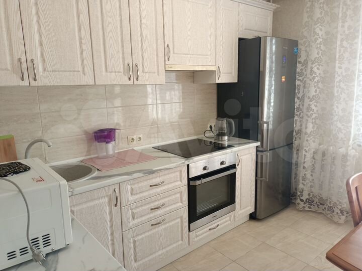 2-к. квартира, 47 м², 6/10 эт.