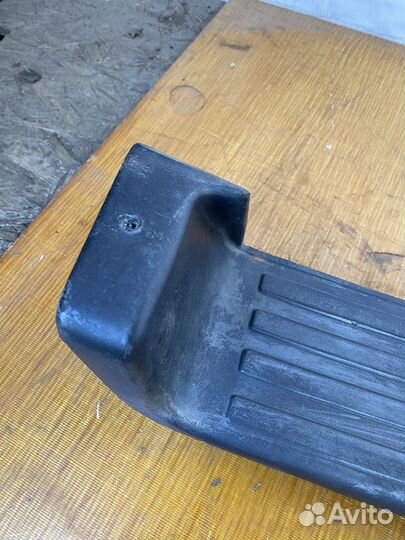 Накладка заднего бампера Toyota 4Runner Hilux Surf