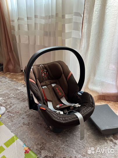 Автокресло детское Cybex Aton