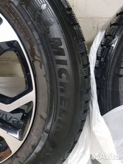 Michelin X-Ice North 4 SUV 245/60 R18