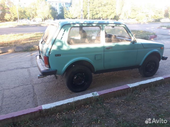 LADA 4x4 (Нива) 1.7 МТ, 2000, 100 000 км