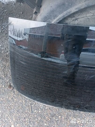 Стекло заднее лансер 10