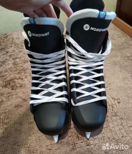 Коньки Nordway NDW300 + заточка, чехлы, сумка