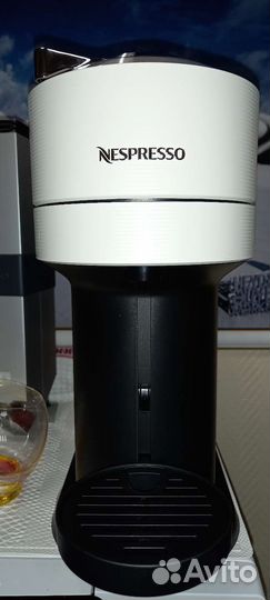 Кофемашина Nespresso Vertuo + оригинальные капсулы