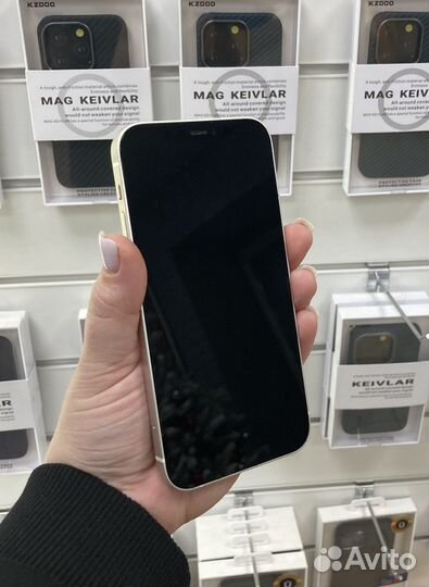 iPhone 12, 64 ГБ