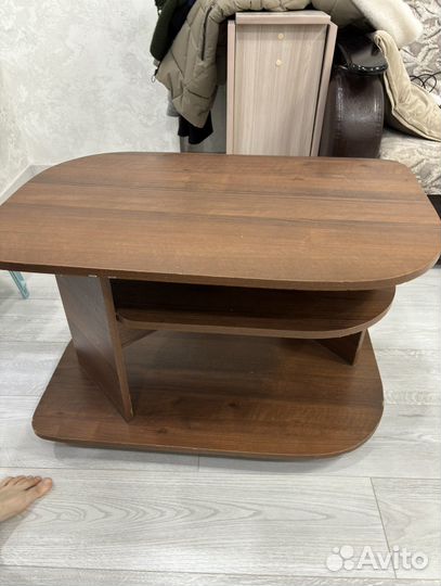 Журнальный столик