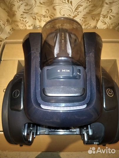 Пылесос циклон Electrolux PC91 - H6STM