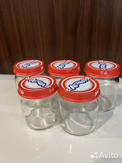 Банки стеклянные маленькие