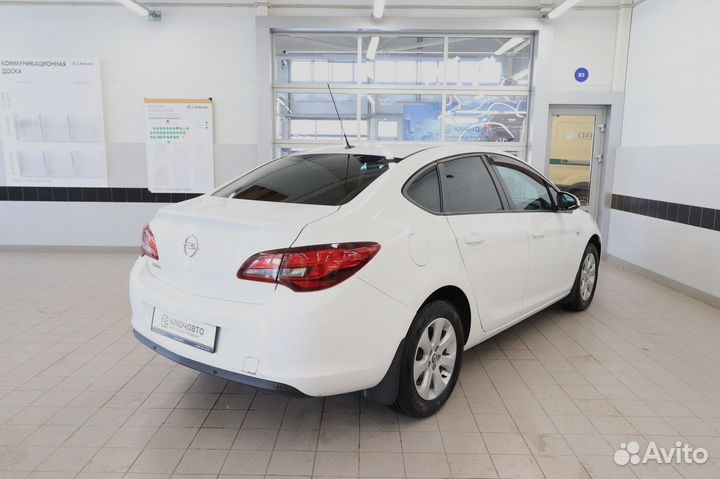 Opel Astra 1.6 МТ, 2014, 97 000 км