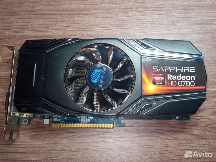 Видеокарта amd radeon sapphire hd 6790