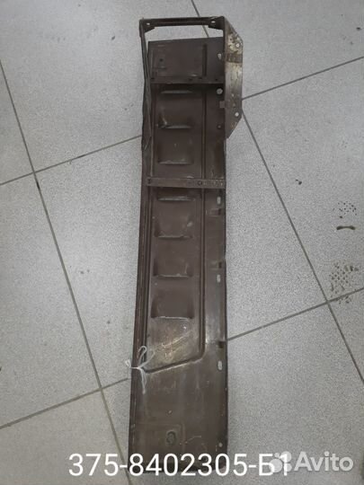 Боковина капота правая 375-8402307-А