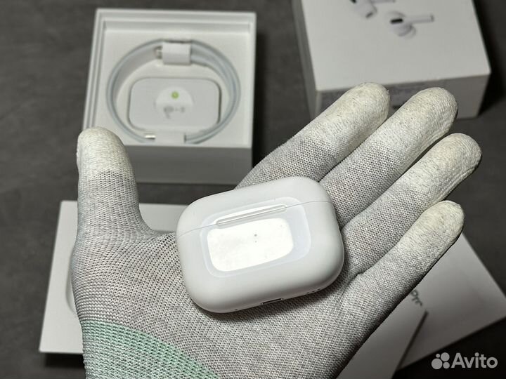 Полировка и чистка кейсов AirPods