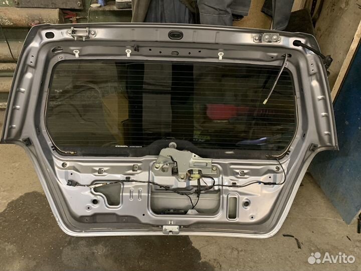 Дверь багажника субару форестер сг рест