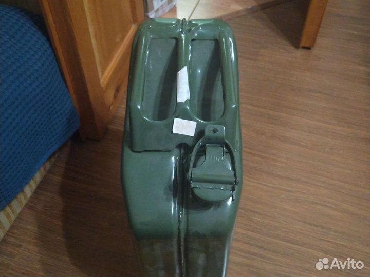 Канистра для бензина металлическая 20 литров