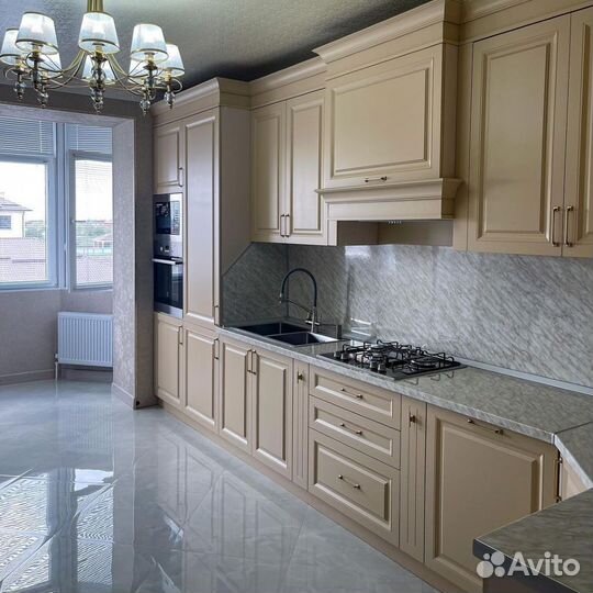 Кухонный гарнитур угловой