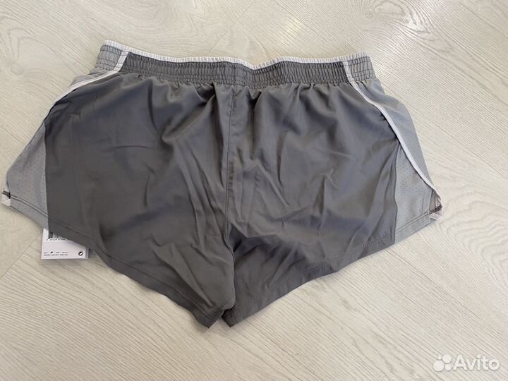 Шорты спортивные женские nike (L) новые