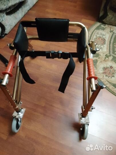 Складные опоры-ходунки 10185 для детей с дцп