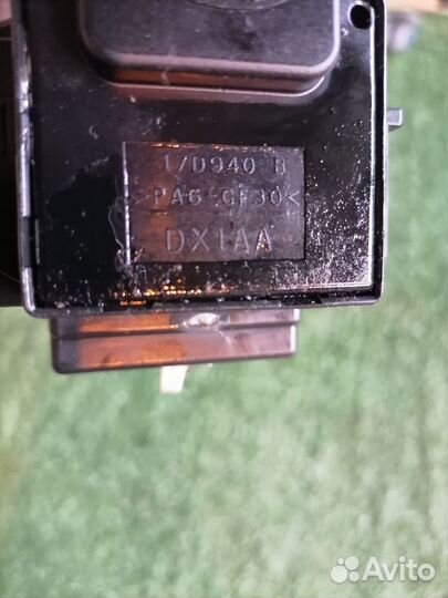 Переключатель подрулевой (света-поворотников) 17D9