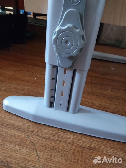 Растущий стол и стул для школьника