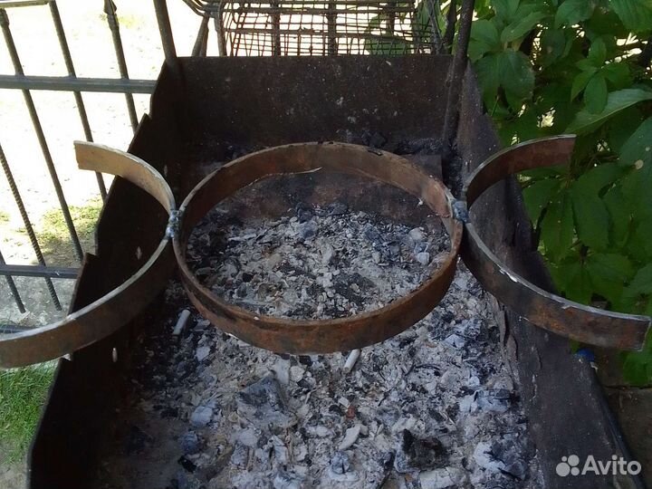 Подставка для казана на мангал-подказанник