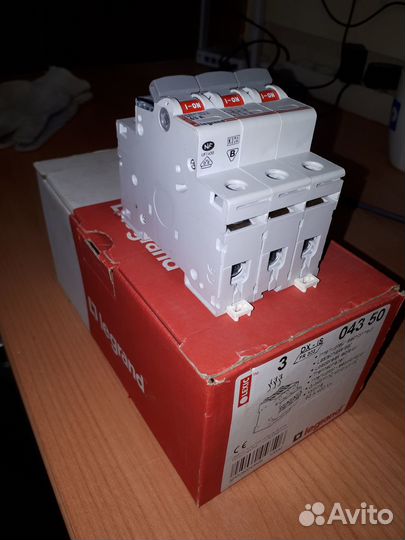 Автоматы Legrand 3-поз на 63А (L04350), 8 штук