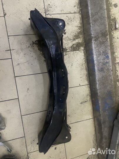 Подрамник subaru impreza GH GE