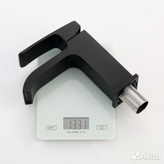 Смеситель Raglo для умывальника R02.10.06