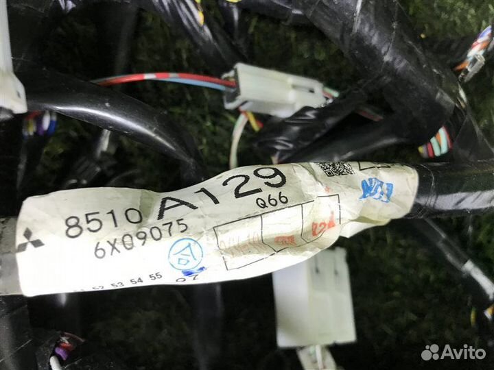 Проводка салона Mitsubishi Outlander CW5W 4B12