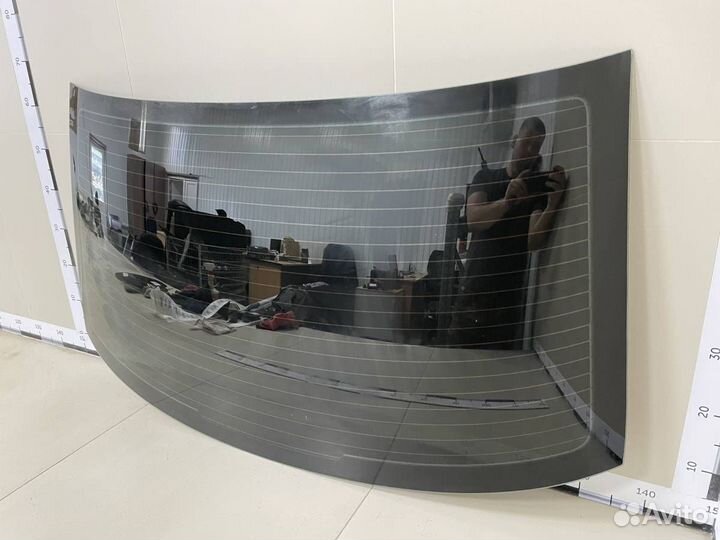 Стекло заднее Volkswagen Polo Sed RUS 2011