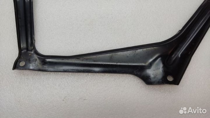 Кронштейн подрамника передний Mitsubishi Outlander