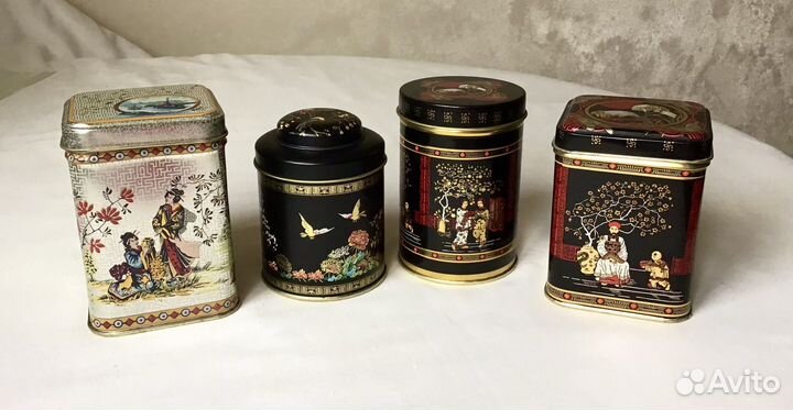 Металлическая жестяная банка для хранения чая