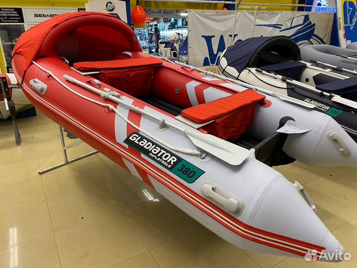 Надувная лодка Gladiator E 380 Pro
