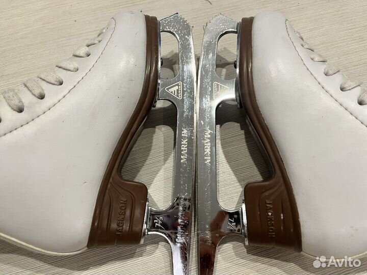 Коньки фигурные Jackson artiste 18,5