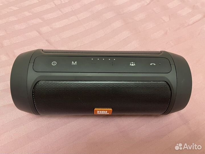 Беспроводная колонка JBL Chardge 2+