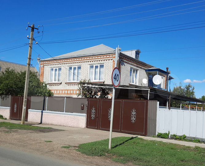 Дом 240 м² на участке 12 сот.