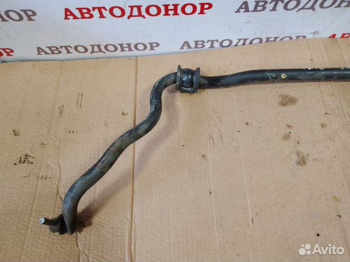 Стабилизатор поперечной устойчивости Nissan