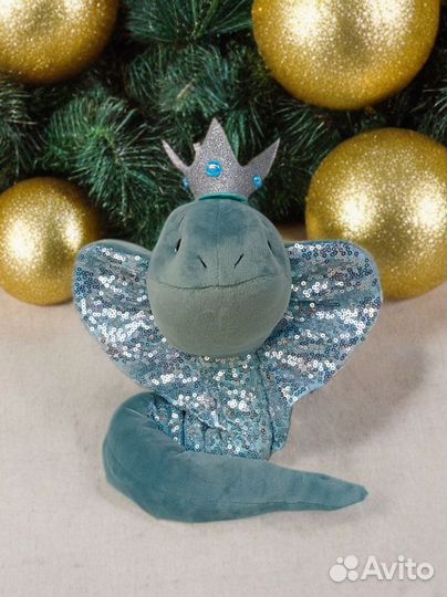 Змея из плюша