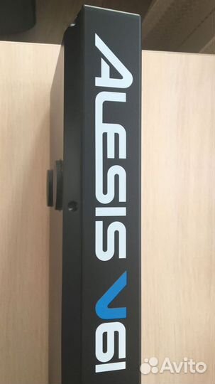 Midi Клавиатура Alesis V61