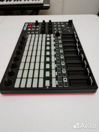 Midi-контроллер akai PRO APC40 mkii