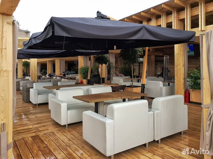 Большие стальные уличные зонты для кафе