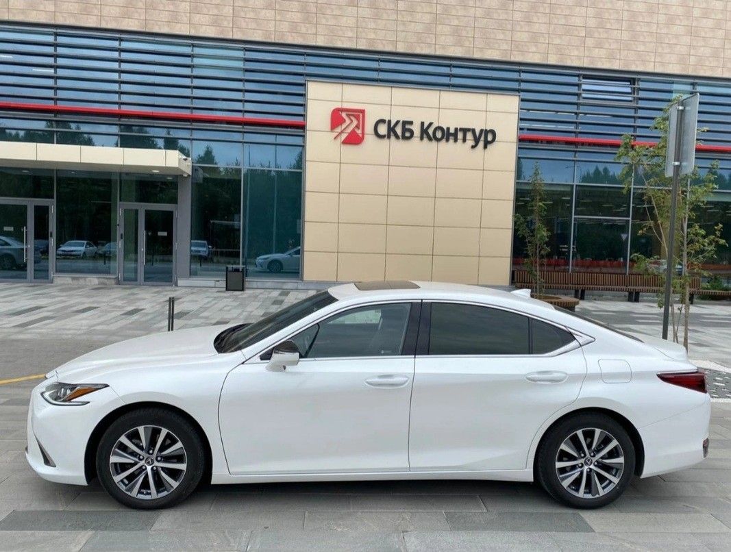 Lexus ES: фото владельца