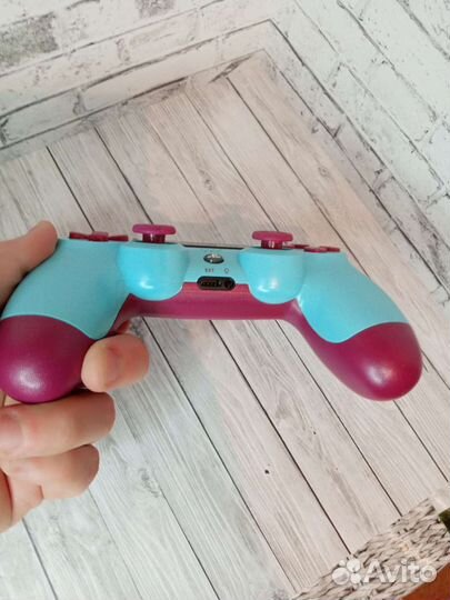 Геймпады (джойстики) Dualshock Sony PS4