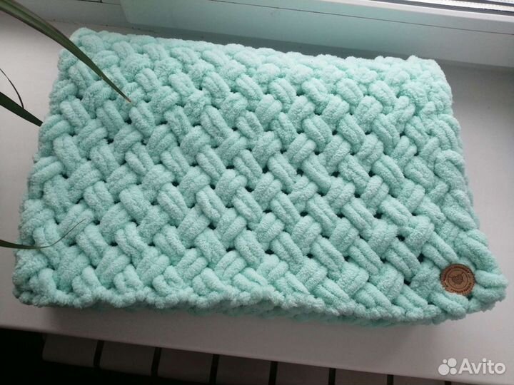 Плед вязаный, ручная работа