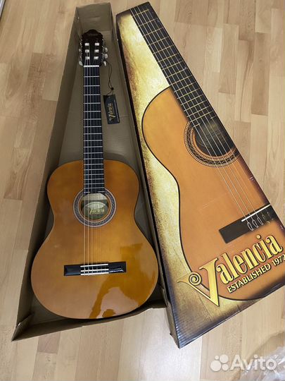 Классическая гитара valencia vc 104 новая