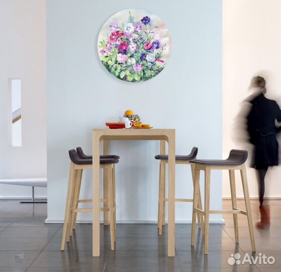 Картина маслом на круглом холсте. Цветничок