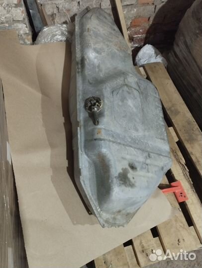 Бензобак б/у на Daewoo Nexia