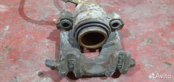 Сеат кордоба суппорт передний левый гольф 3 венто