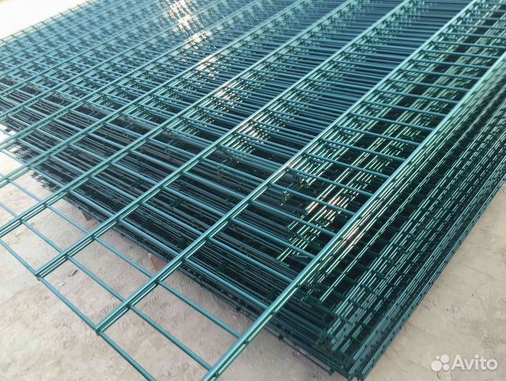 Забор, ограждение из 3D сетки