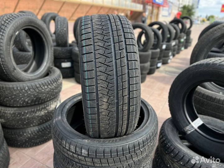 Triangle PL02 225/40 R18 92V