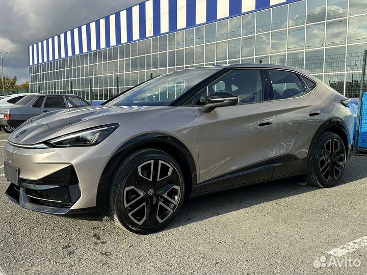 Volkswagen ID.Unyx 340 л.с. AT, 2024, 80 км